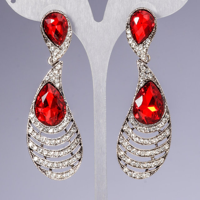 Cercei cu cristale «lustră» «șandeliere» «pană»