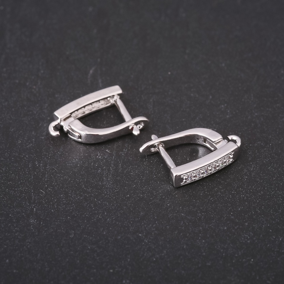 Știfturi pentru cercei cu cristale, 14–17×3 mm, metal argintiu, prețul pentru pereche