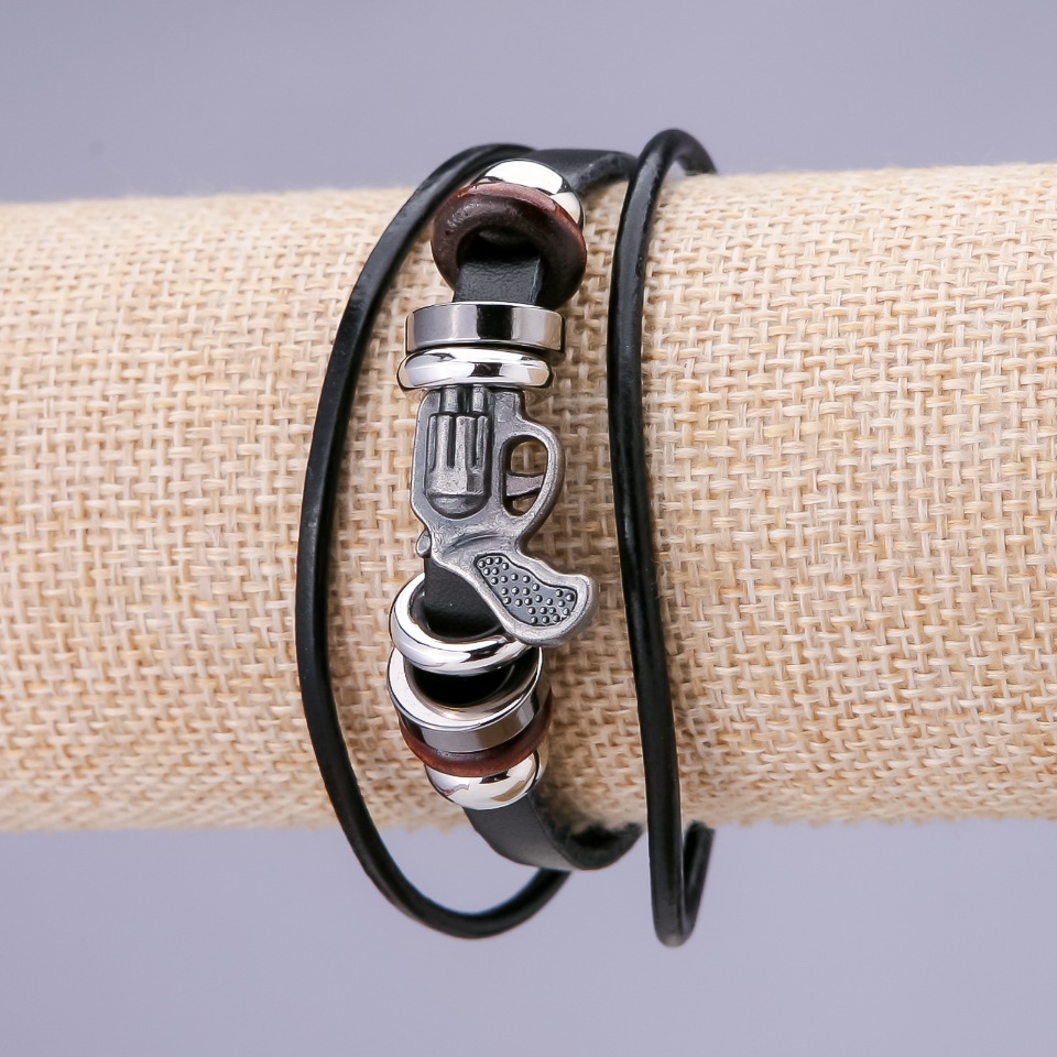 Brățară Revolver, lungime 21 cm, grosime 15 mm, piele ecologică neagră