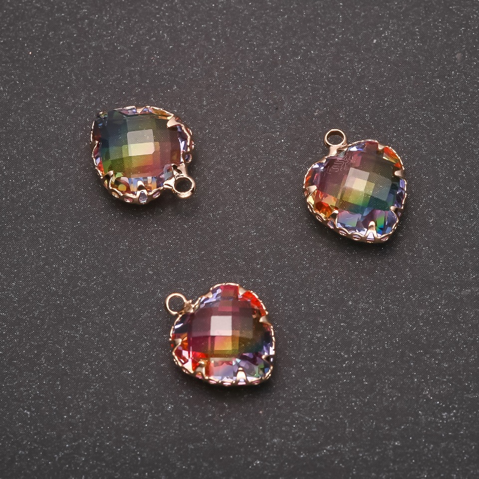 Pandantiv „Inimă” curcubeu în ramă aurie, 12×15 mm