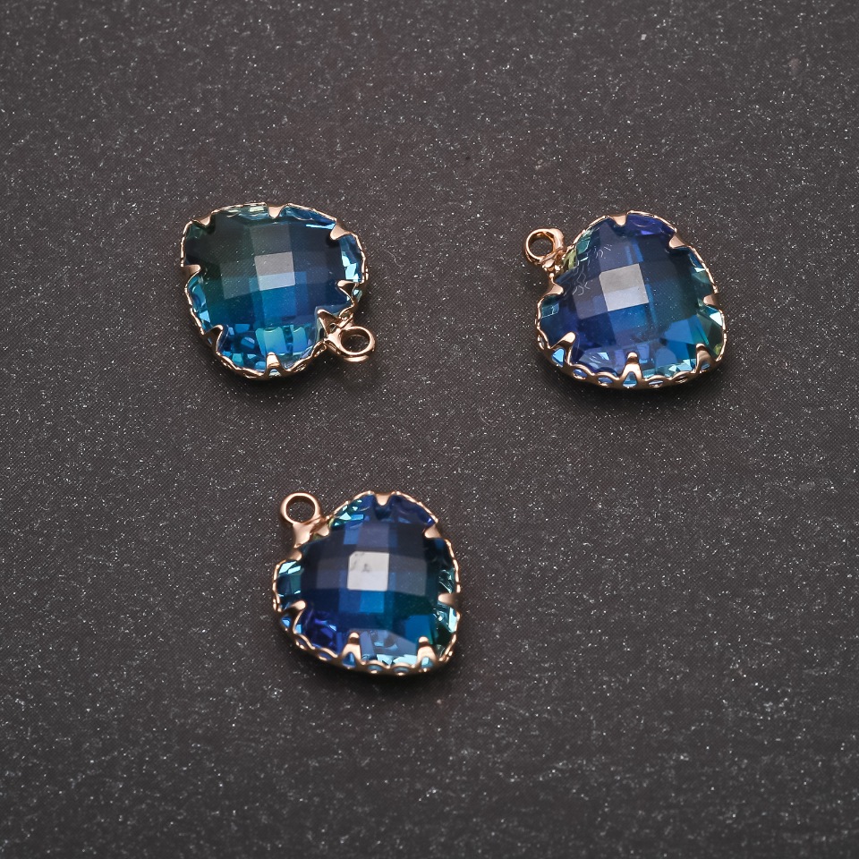 Підвіска "Серце" Синій колір, золотиста оправа 12х15мм