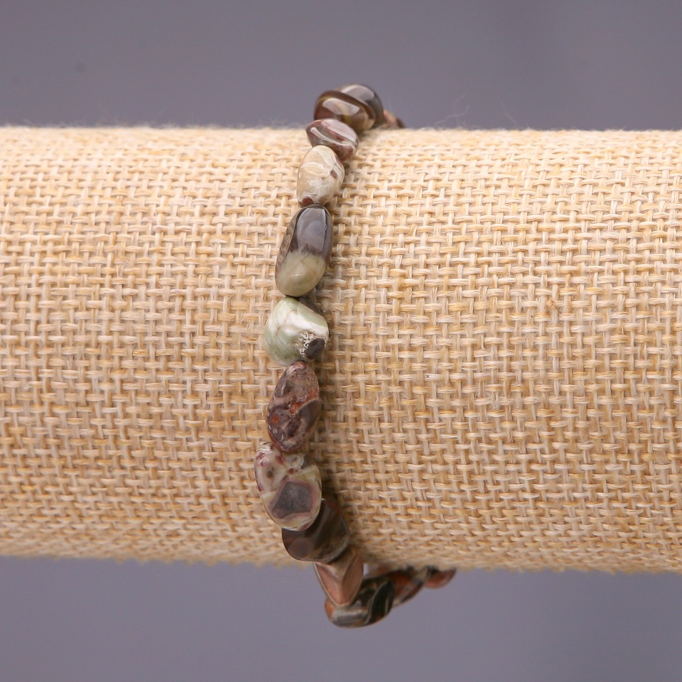 Brățară din jasper Picasso – mărgele slefuite, diametrul de 6–8 mm, pe elastic, circumferința de 18 cm