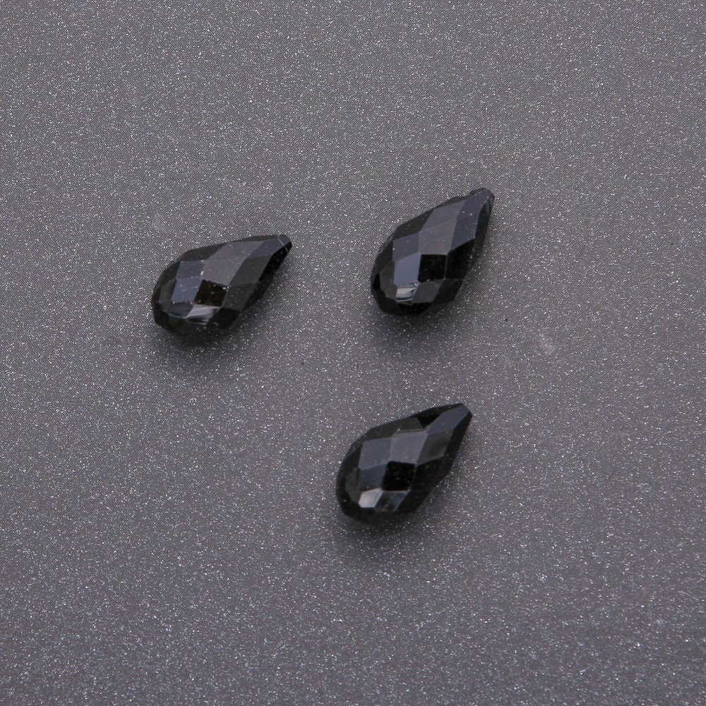 Mărgelă-pendentiv din agat, tăiată în formă de picătură, 10×18 mm