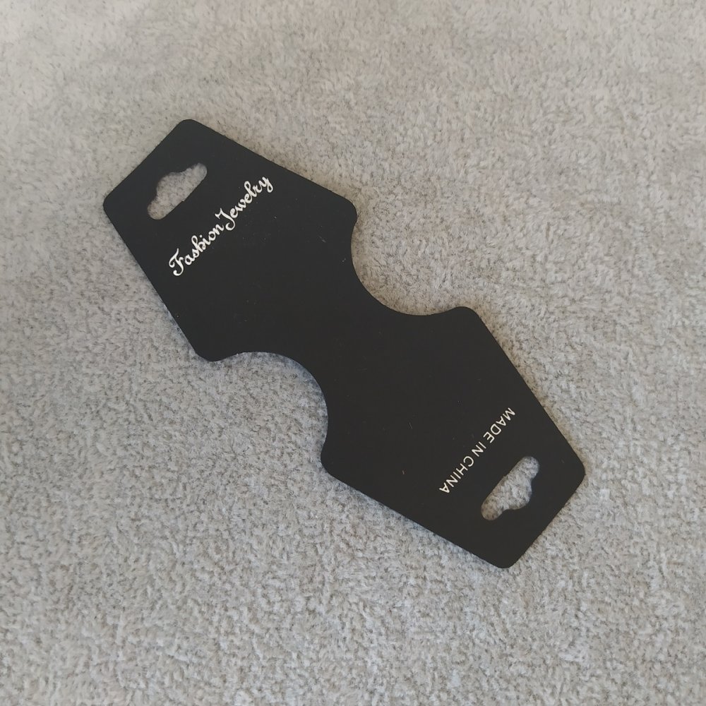 Planșetă pentru bijuterii neagră 4×10 cm, din plastic, 200 buc./pachet