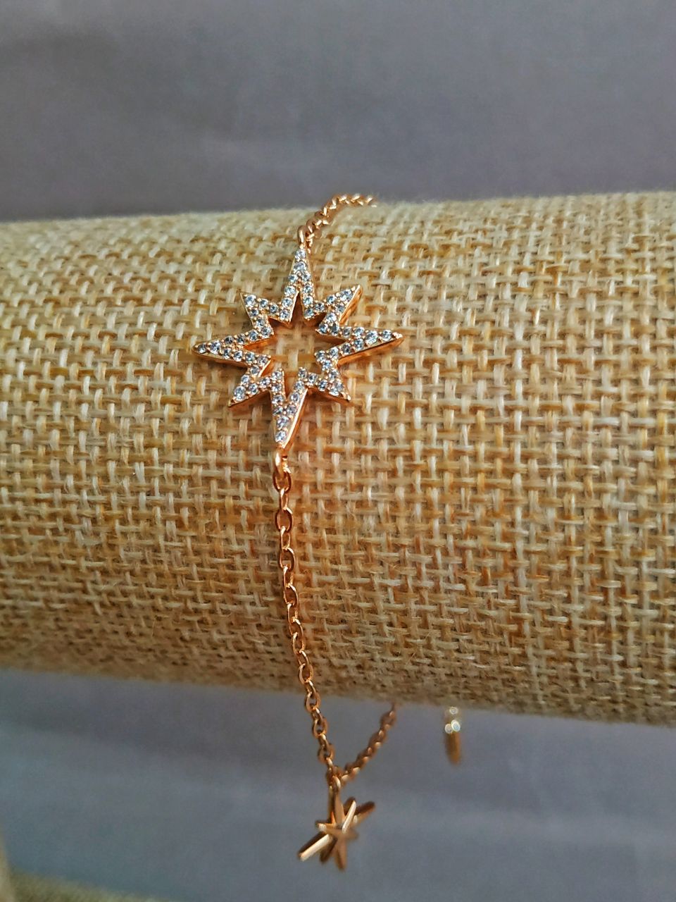 Brățară Xuping placare cu aur 18K, cu cristale albe, lungime 18–20 cm, grosime 2 mm +