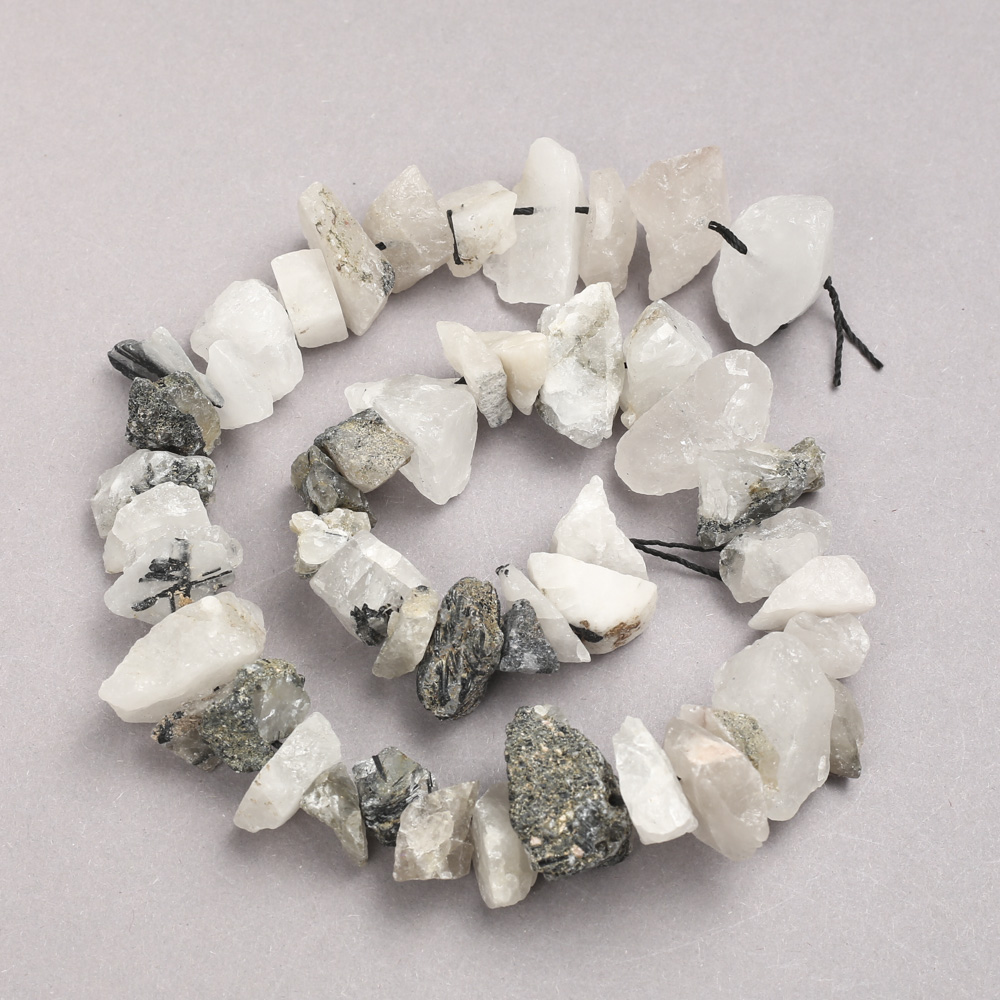 Mărgele brute din cuarț rutilit Volohatik, pe șnur, formă ovoidă, diametrul 10×18 mm, +/- lungime 42 cm