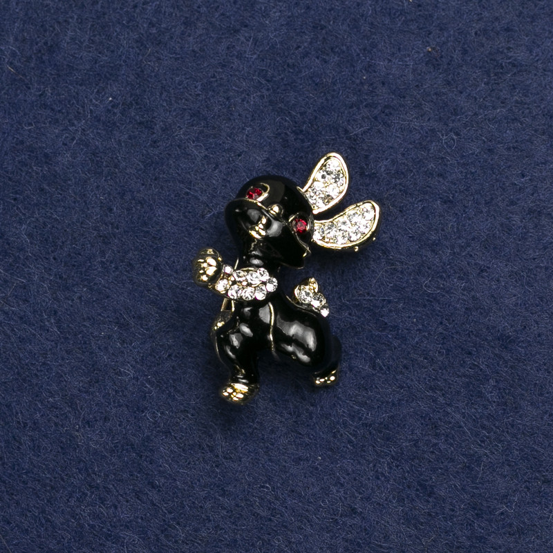 Брошка Зайчик золотистий метал, емаль і стрази 24х21мм +