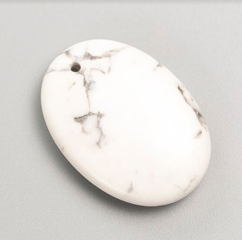 Pandantiv oval din kaholong, diametrul 35x25 mm