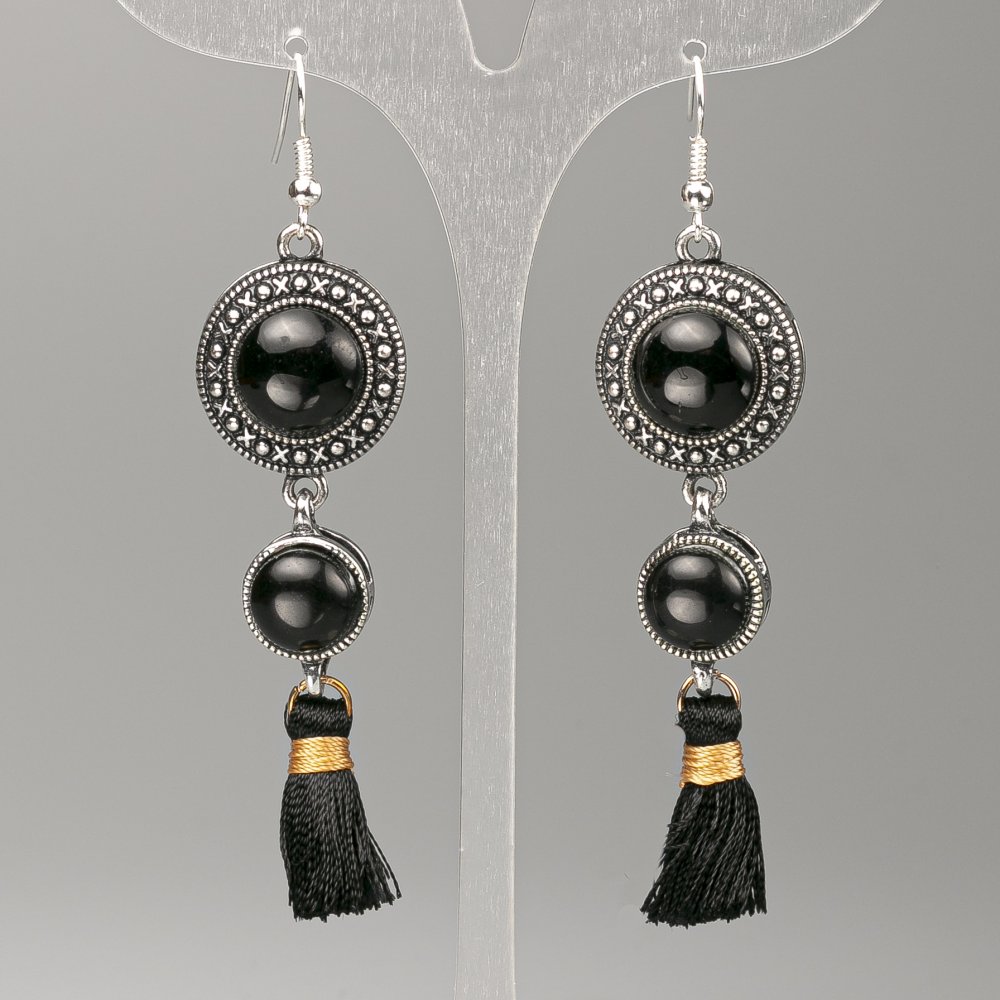 Cercei din agat, diametru aproximativ 19,5 mm și 12 mm, lungime aproximativă 8,5 cm