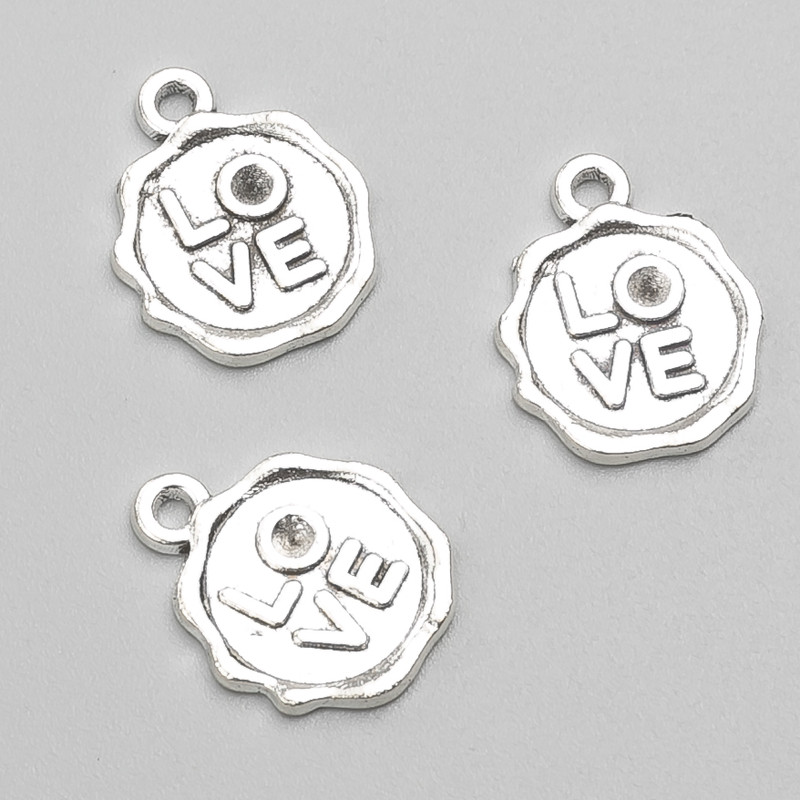 Pandantiv Love 17×13 mm, ambalaj 19 buc.