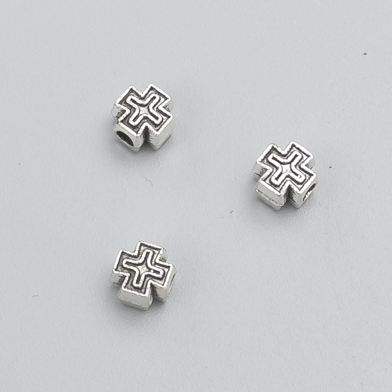 Inserție de mărgele în formă de Cruce, diametrul 5, 5×5, 5×4 mm, diametrul găurii 1,9 mm, +/- ambalaj 20 g, 45 buc, culoare metalică: «argintiu»