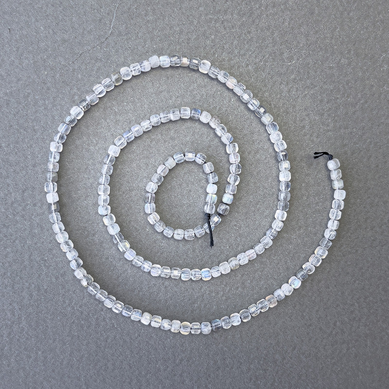 Mărgele din labradorit pe șnur, piatră naturală cubică, diametru 3×3 mm, lungime 40 cm