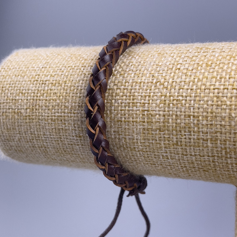 Brățară pentru bărbați din piele ecologică maro, lungime 18-25 cm, grosime 7 mm, închidere reglabilă